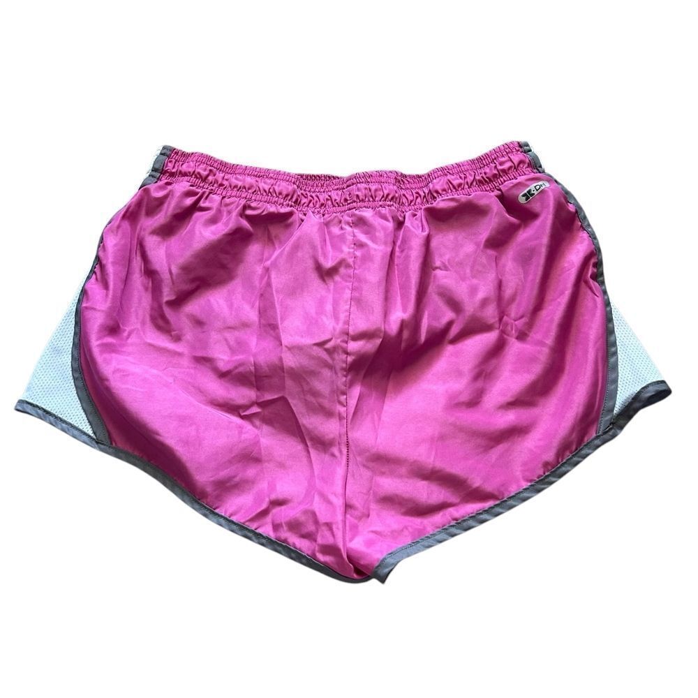 Shorts   - Picture 2 of 3